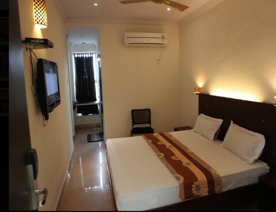 Everest Hotel 3*