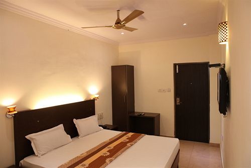 Hotel Everest 3*